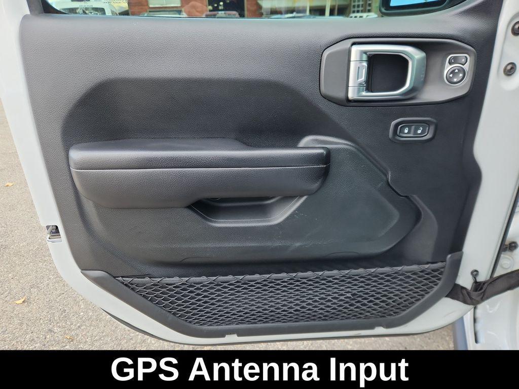 used 2020 Jeep Wrangler Unlimited car, priced at $29,099