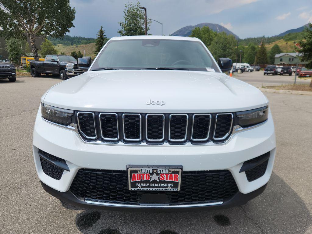 new 2025 Jeep Grand Cherokee car, priced at $40,687