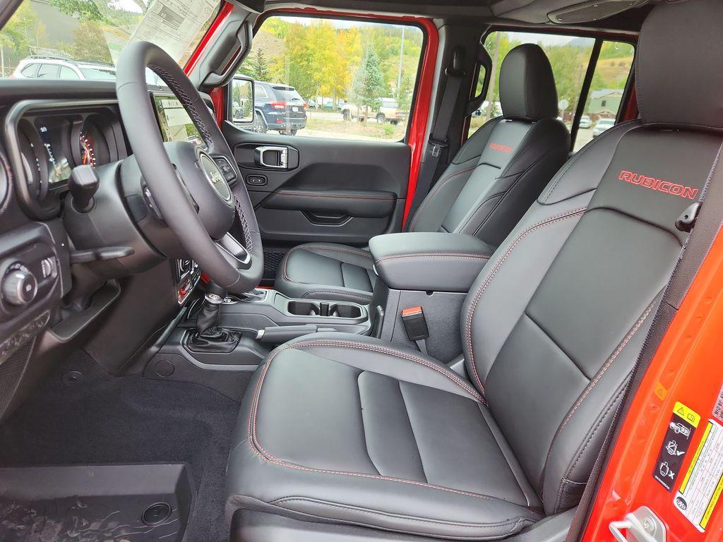 new 2025 Jeep Wrangler car, priced at $70,532