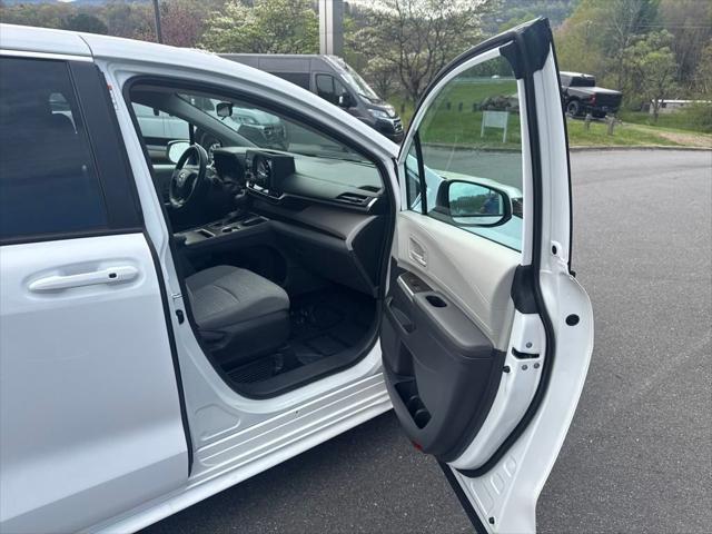 used 2022 Toyota Sienna car, priced at $40,824