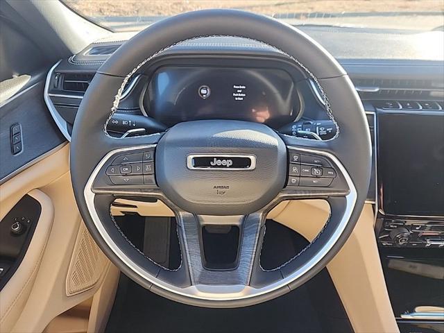 new 2025 Jeep Grand Cherokee car, priced at $48,624