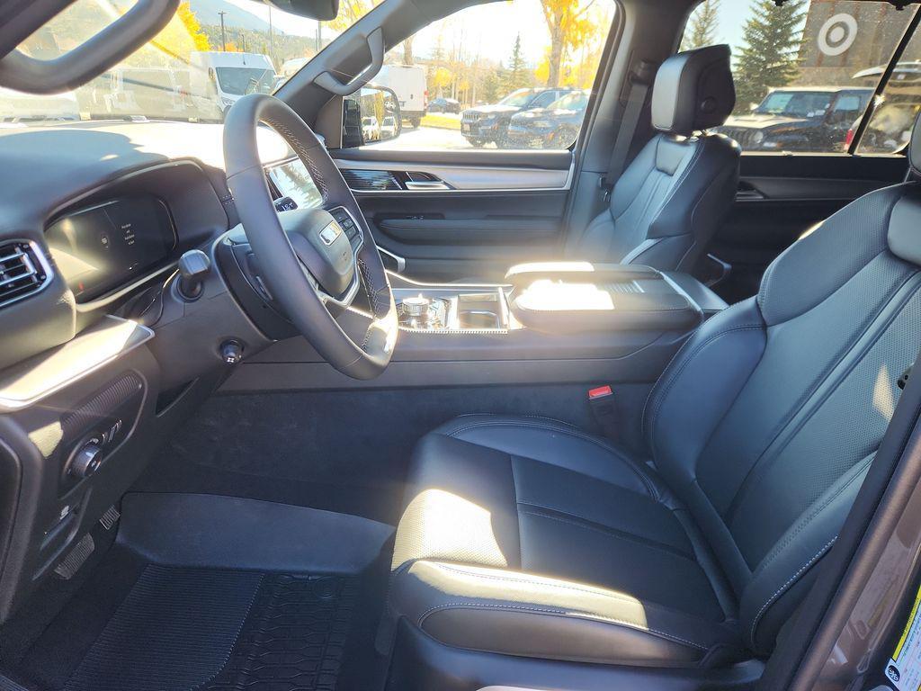 new 2025 Jeep Wagoneer L car, priced at $78,254