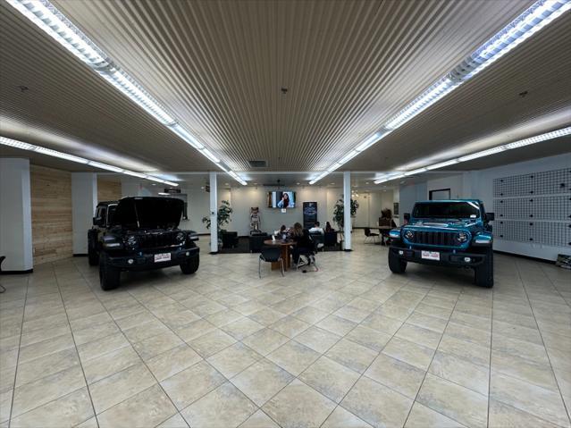 used 2018 Jeep Wrangler Unlimited car, priced at $35,002