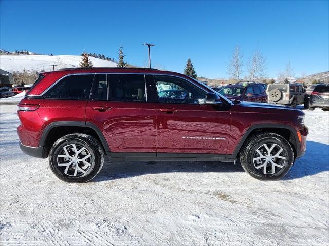 new 2025 Jeep Grand Cherokee car, priced at $46,102