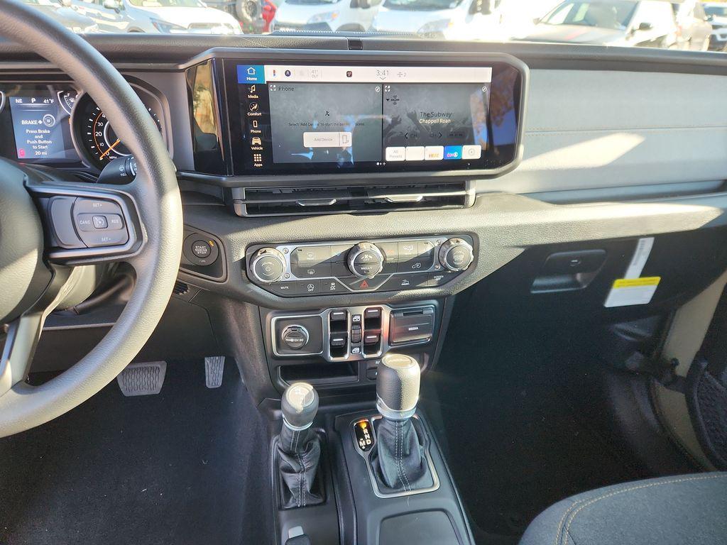 new 2025 Jeep Gladiator car, priced at $42,297