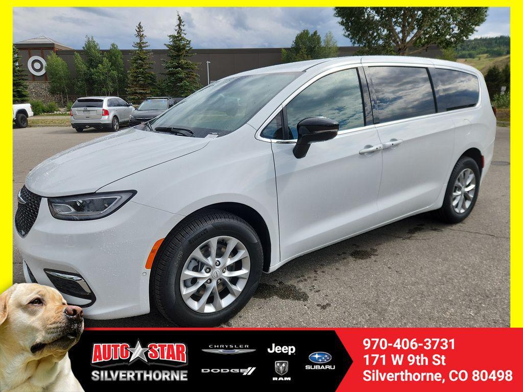 new 2025 Chrysler Pacifica car, priced at $45,294