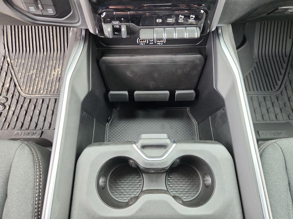 new 2025 Ram 2500 car, priced at $77,344
