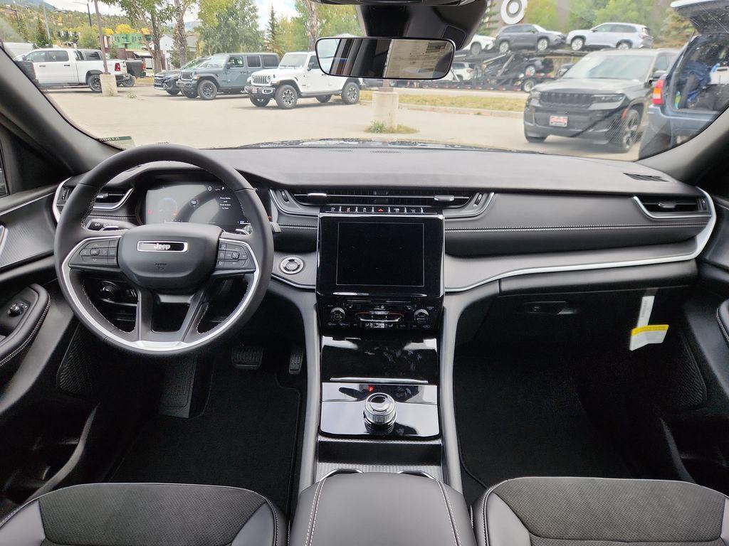 new 2025 Jeep Grand Cherokee L car, priced at $47,516