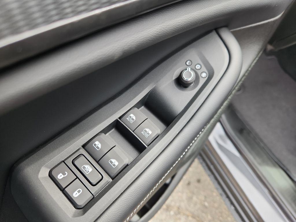 new 2025 Jeep Grand Cherokee L car, priced at $47,516