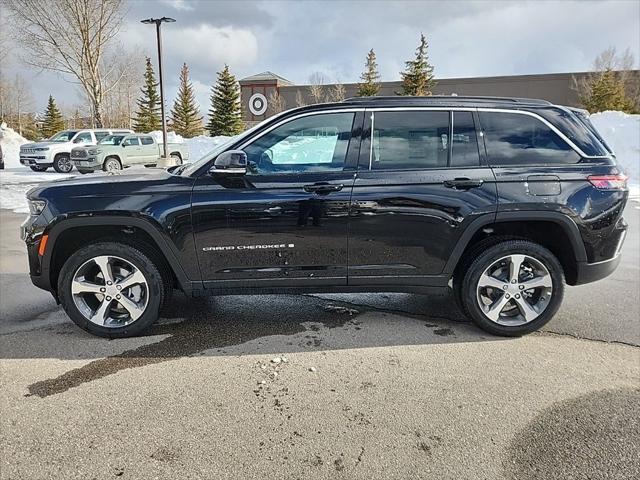 new 2025 Jeep Grand Cherokee car, priced at $52,694