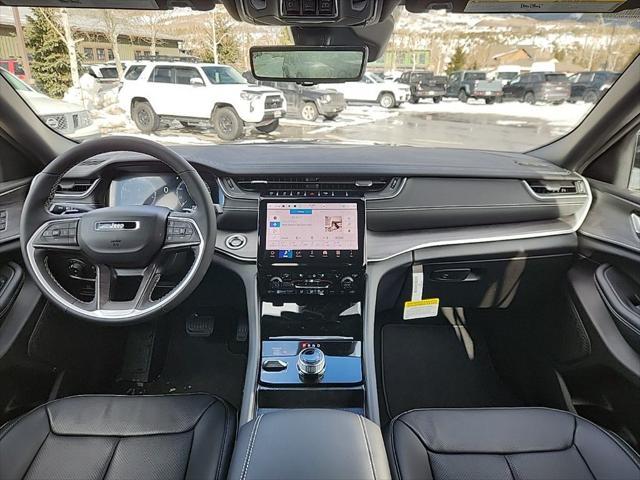 new 2025 Jeep Grand Cherokee car, priced at $52,694
