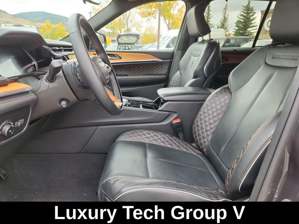 used 2022 Jeep Grand Cherokee car, priced at $46,999