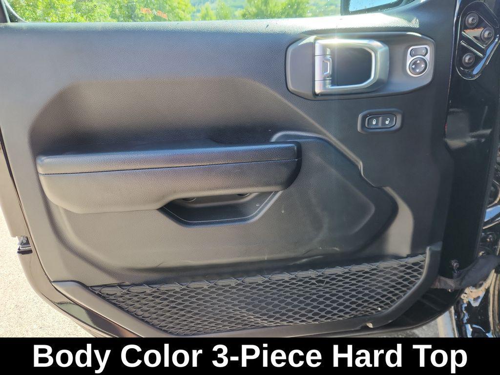 used 2021 Jeep Gladiator car, priced at $38,580