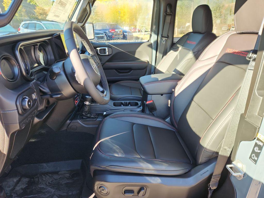 new 2025 Jeep Wrangler car, priced at $58,117