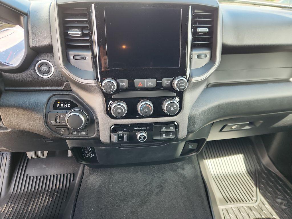 new 2025 Ram 1500 car, priced at $48,761