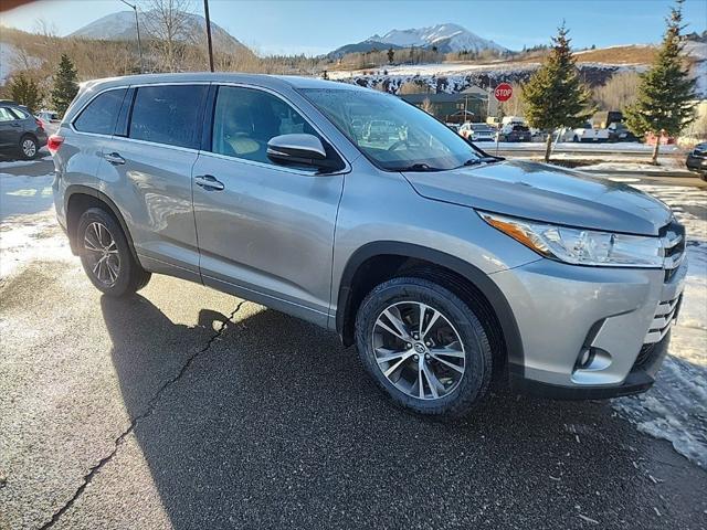 used 2017 Toyota Highlander car, priced at $24,999