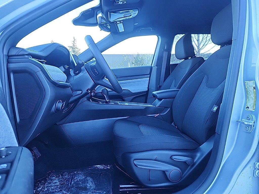 new 2025 Jeep Compass car, priced at $28,889