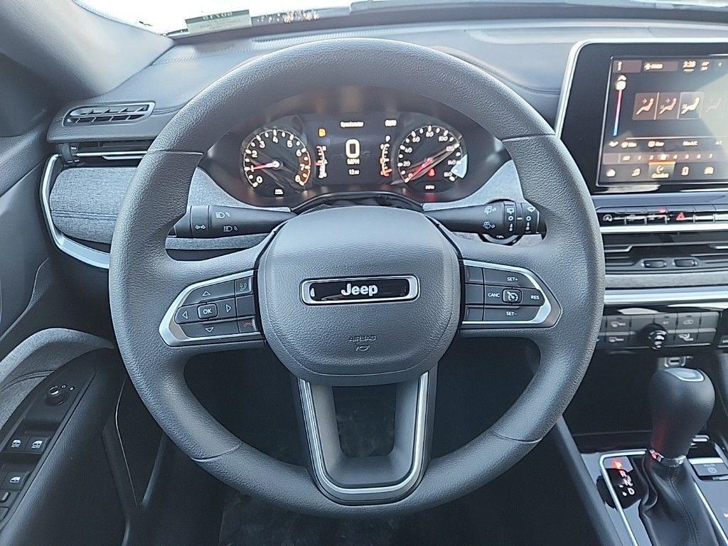 new 2025 Jeep Compass car, priced at $28,889