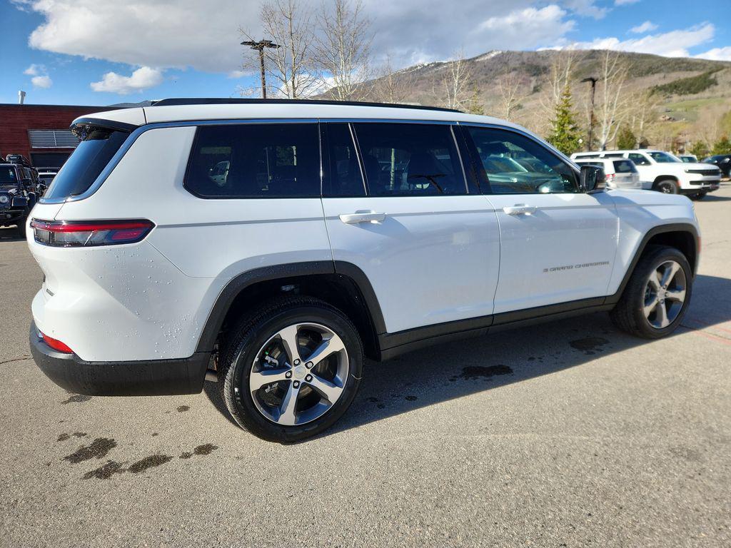 new 2025 Jeep Grand Cherokee L car, priced at $49,551