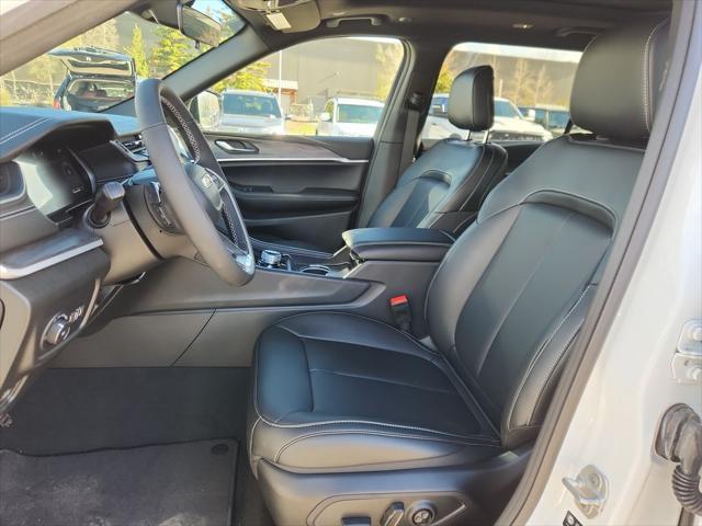 new 2025 Jeep Grand Cherokee L car, priced at $50,551