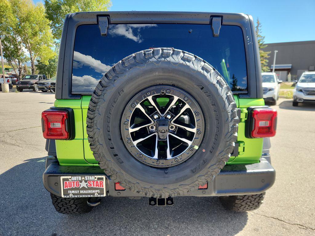 new 2025 Jeep Wrangler car, priced at $52,321