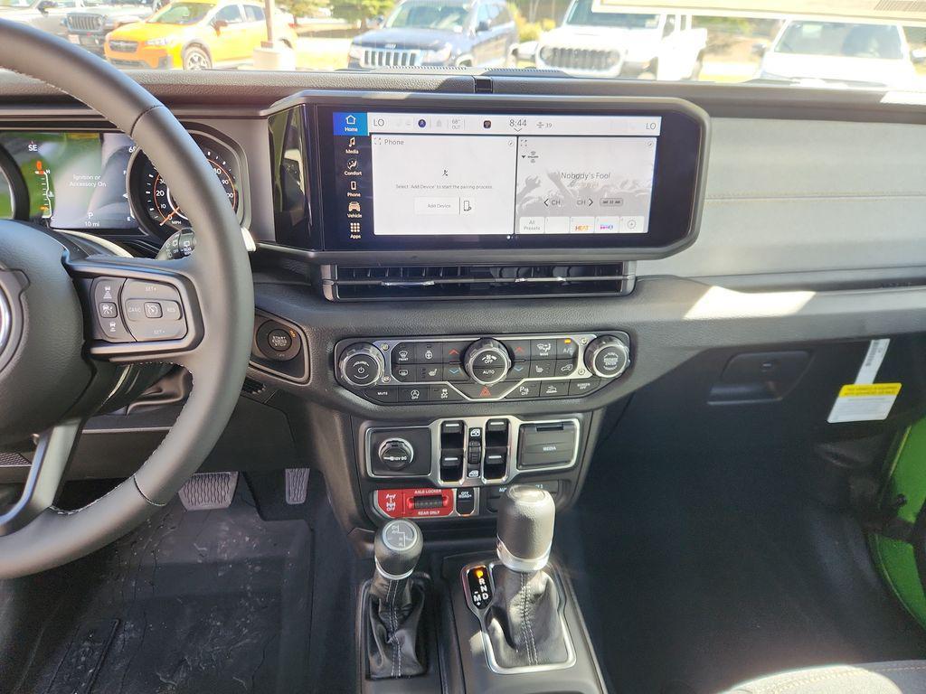 new 2025 Jeep Wrangler car, priced at $52,321