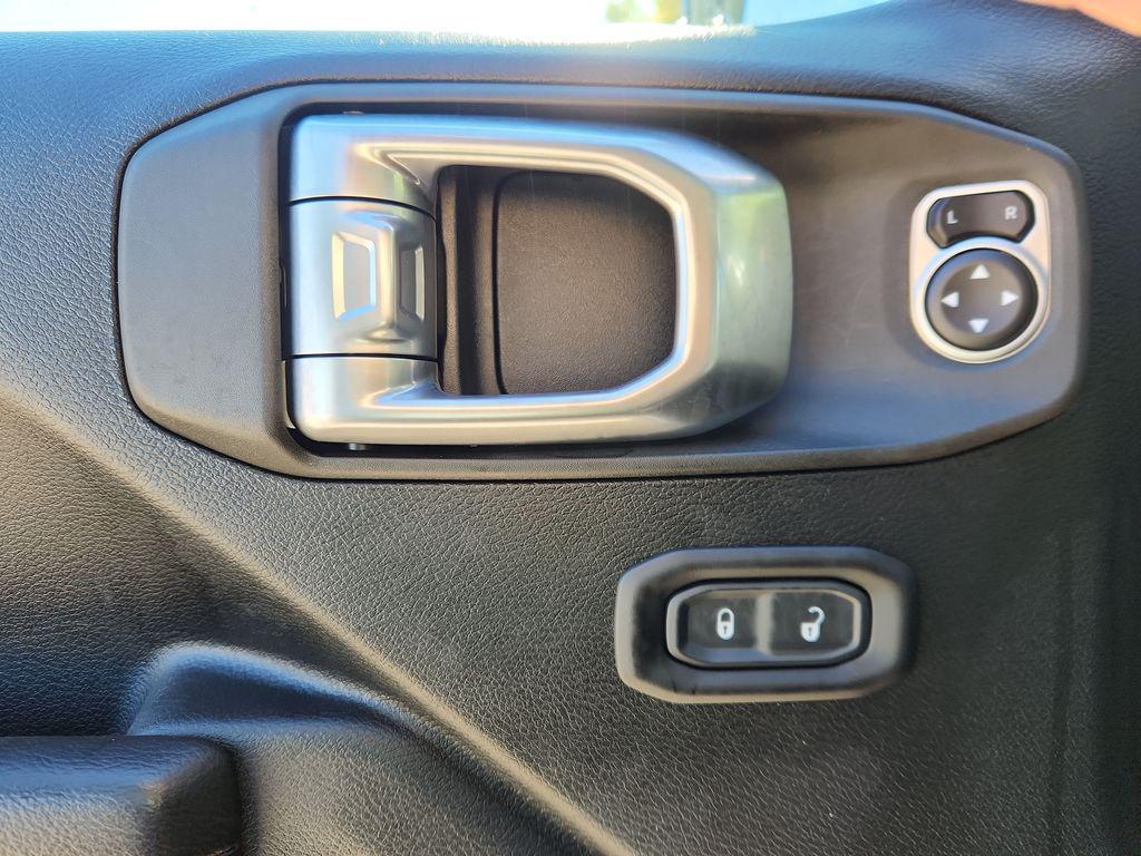 used 2020 Jeep Wrangler Unlimited car, priced at $38,490