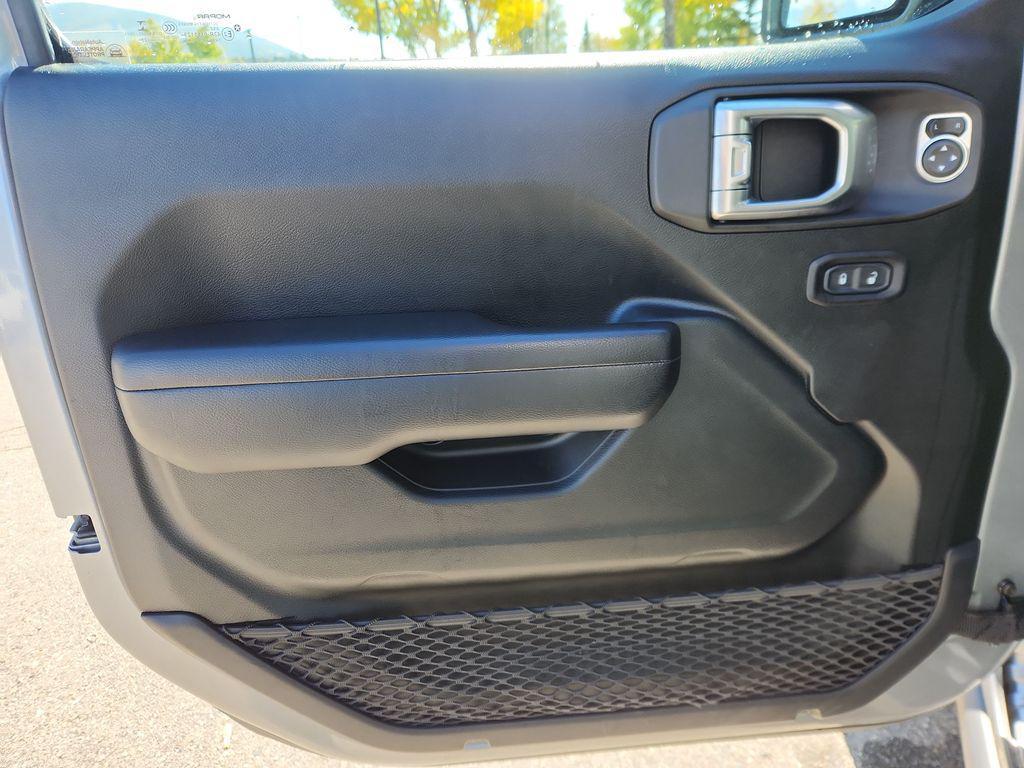 used 2020 Jeep Wrangler Unlimited car, priced at $38,490