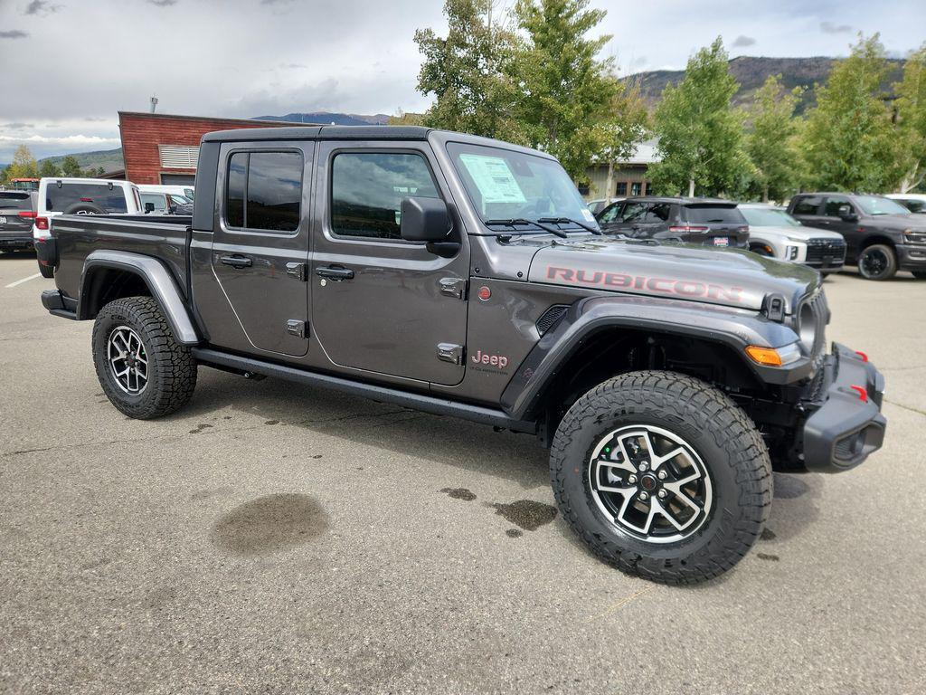 new 2025 Jeep Gladiator car, priced at $49,044