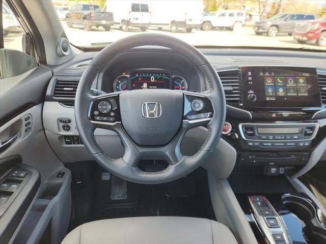 used 2022 Honda Pilot car, priced at $37,672