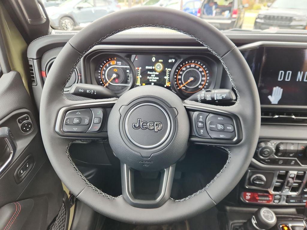new 2025 Jeep Wrangler car, priced at $70,532