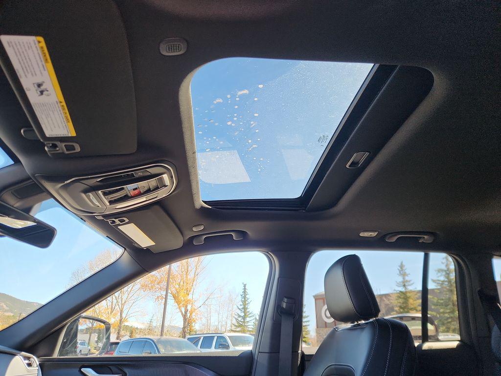 new 2025 Jeep Grand Cherokee car, priced at $43,630