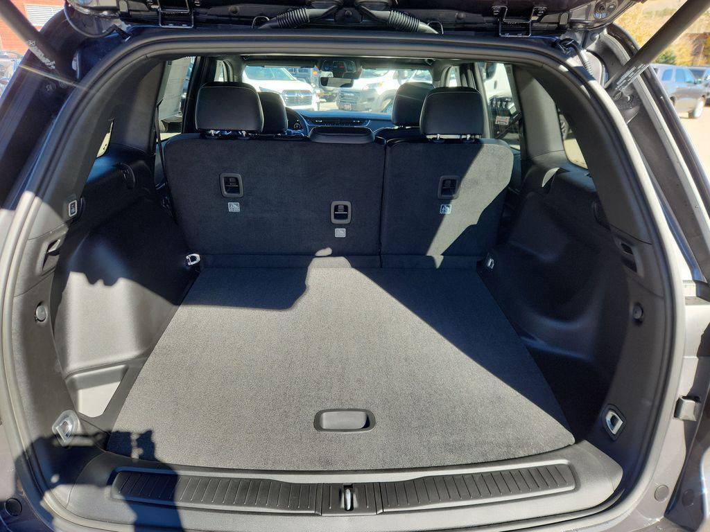 new 2025 Jeep Grand Cherokee car, priced at $43,630