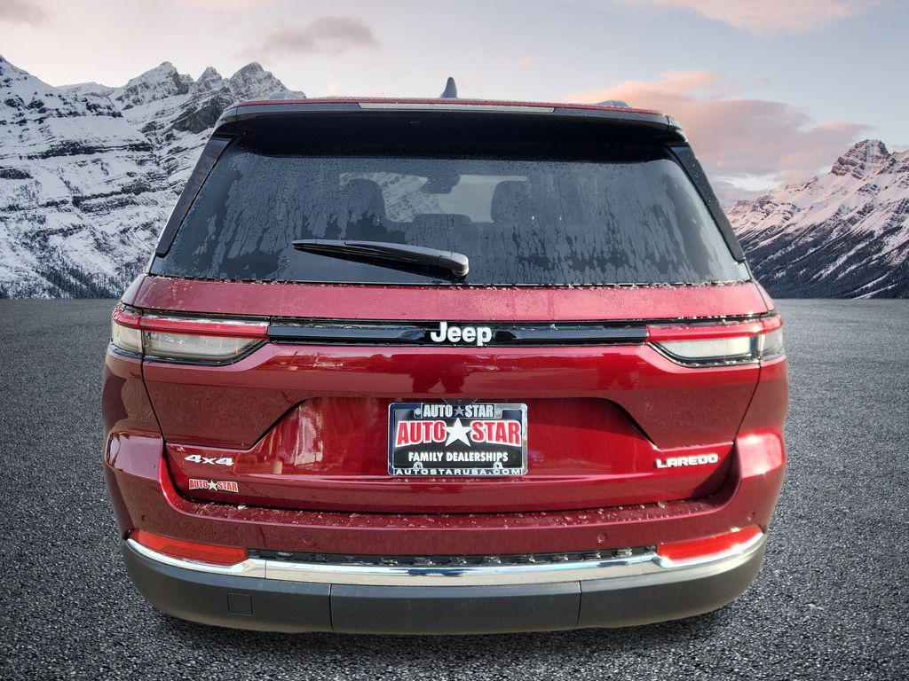 new 2025 Jeep Grand Cherokee car, priced at $38,910