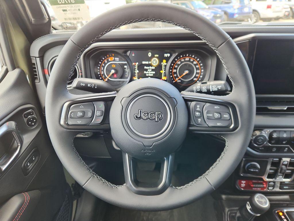 new 2025 Jeep Wrangler car, priced at $70,532