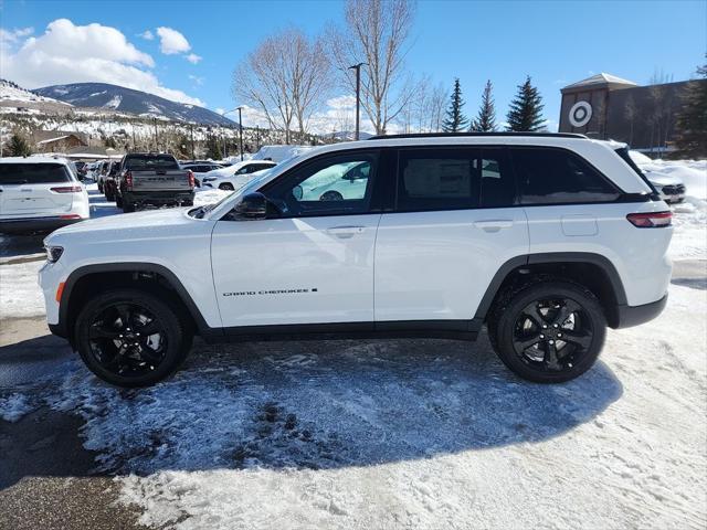 new 2025 Jeep Grand Cherokee car, priced at $54,159