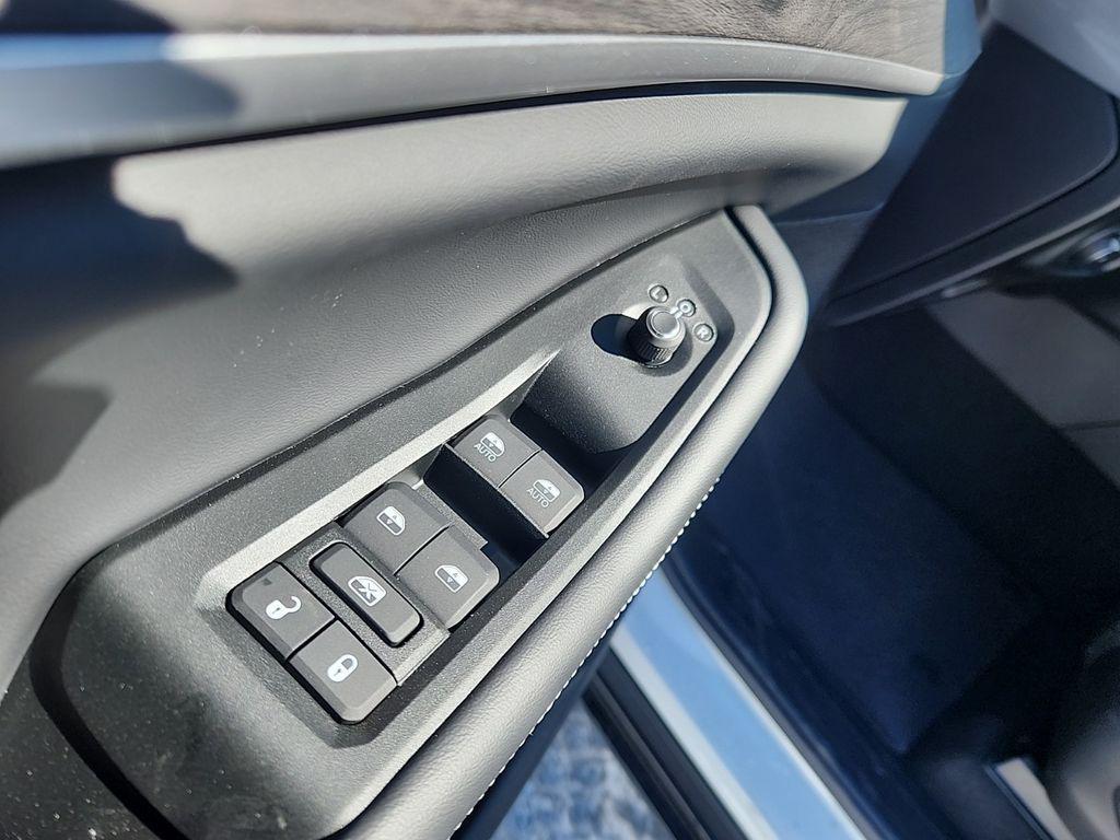 new 2025 Jeep Grand Cherokee car, priced at $49,298