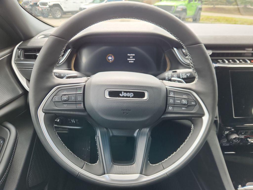 new 2025 Jeep Grand Cherokee L car, priced at $47,391