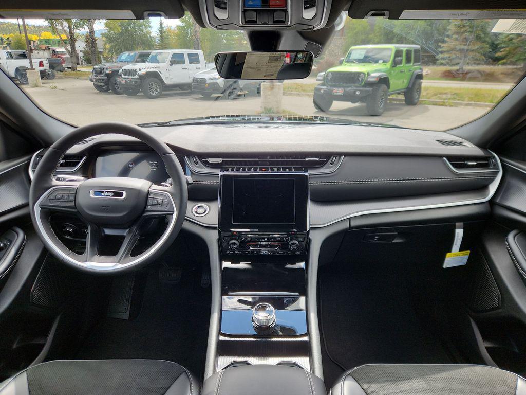 new 2025 Jeep Grand Cherokee L car, priced at $47,391