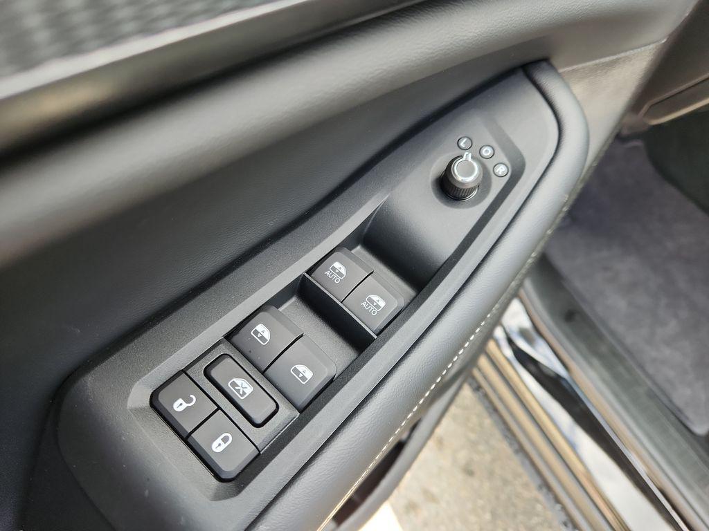 new 2025 Jeep Grand Cherokee L car, priced at $47,391