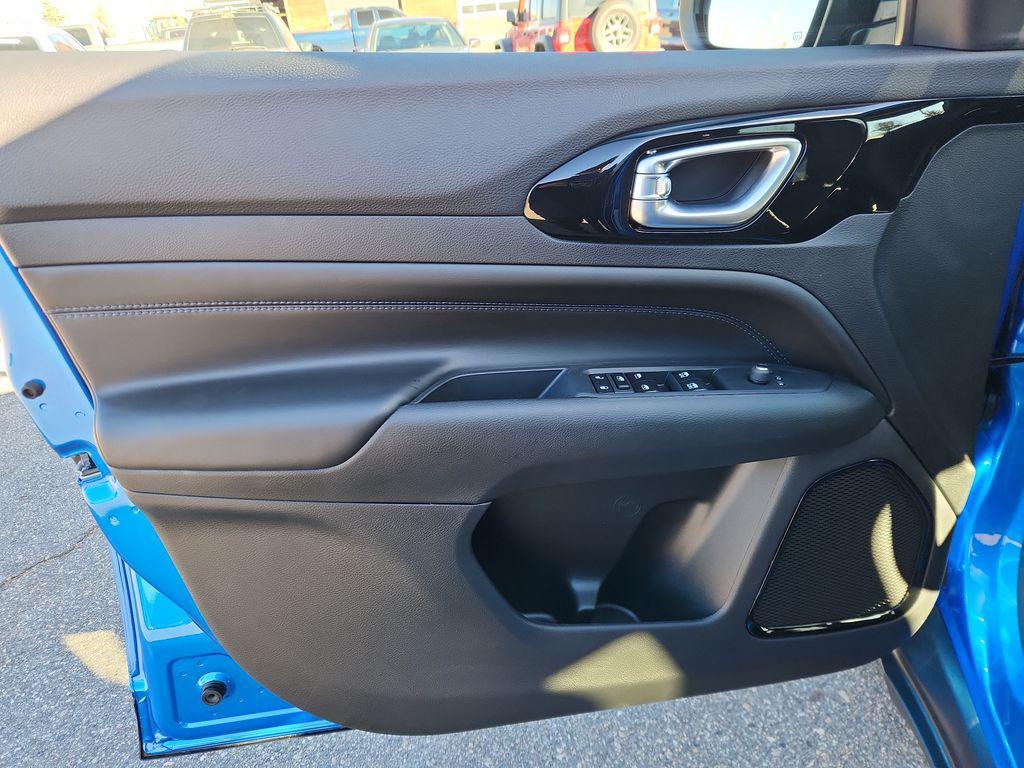 new 2026 Jeep Compass car, priced at $32,552