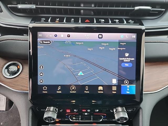 new 2025 Jeep Grand Cherokee L car, priced at $67,552
