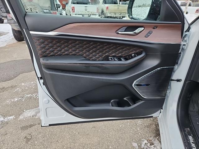 new 2025 Jeep Grand Cherokee L car, priced at $67,552