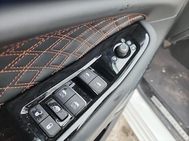 new 2025 Jeep Grand Cherokee L car, priced at $67,552