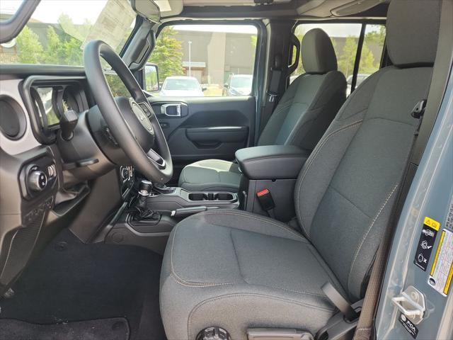 new 2025 Jeep Gladiator car, priced at $43,305