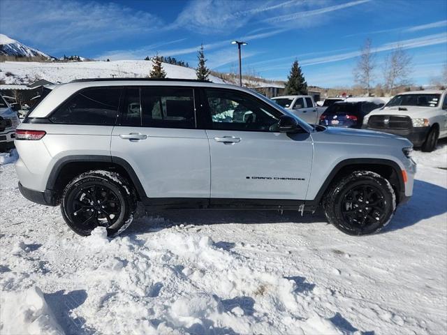 new 2024 Jeep Grand Cherokee car, priced at $41,558