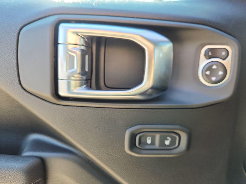 new 2025 Jeep Gladiator car, priced at $51,220
