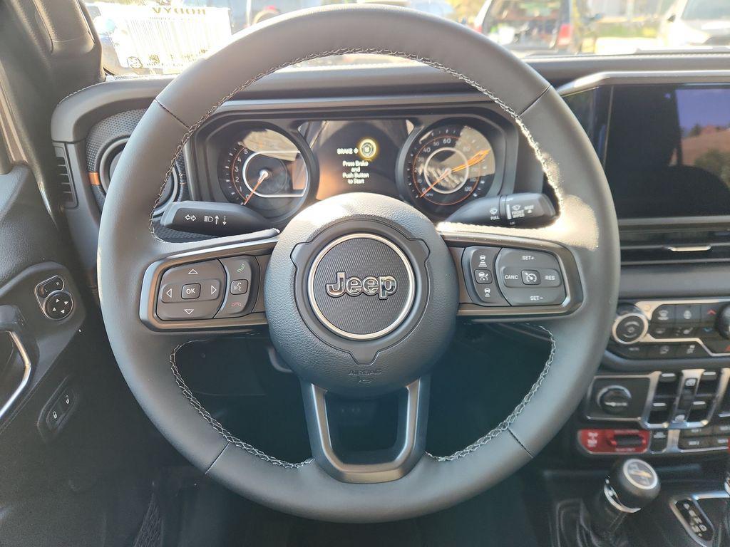 new 2025 Jeep Gladiator car, priced at $51,220