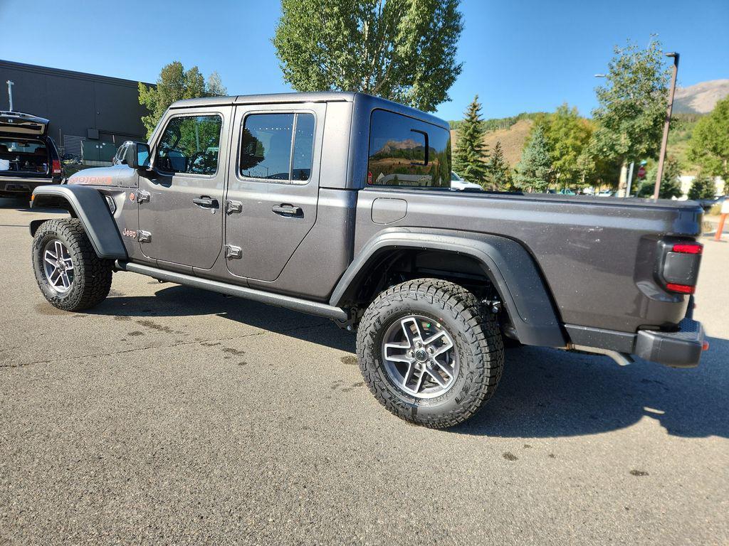 new 2025 Jeep Gladiator car, priced at $51,220