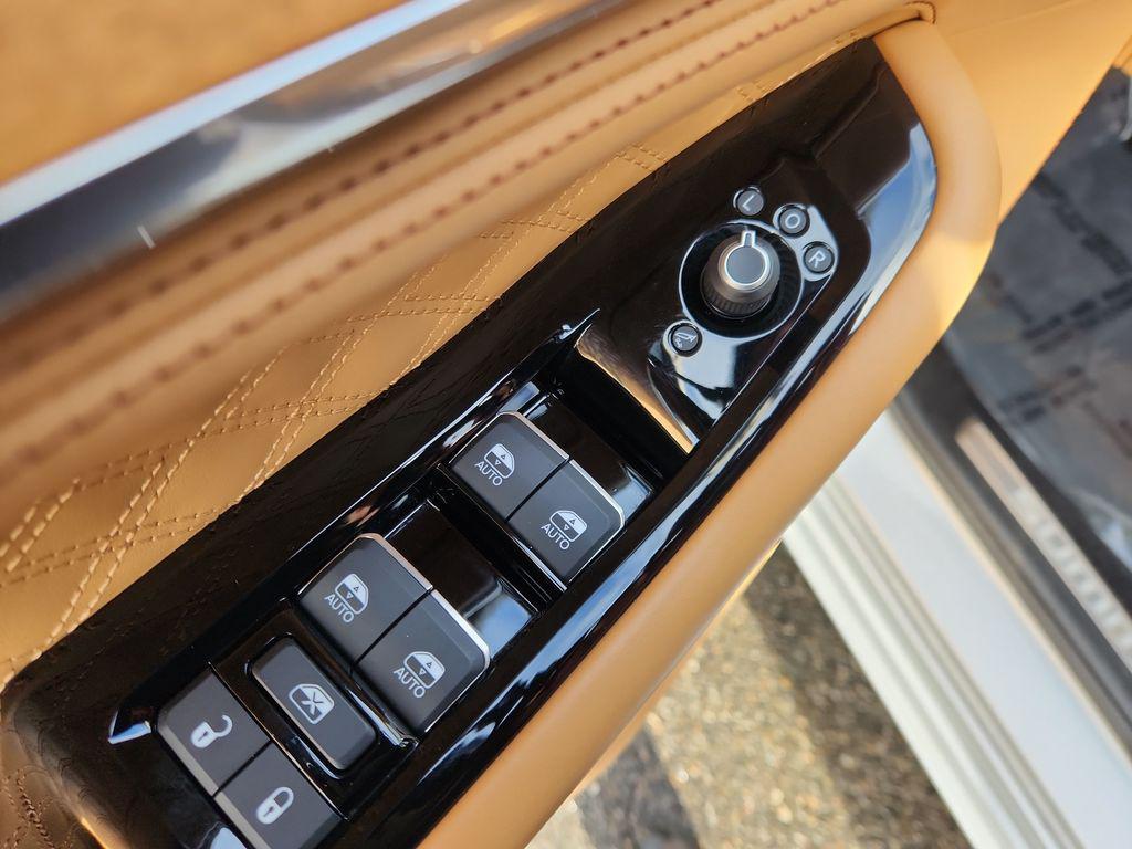 used 2022 Jeep Grand Cherokee car, priced at $46,780